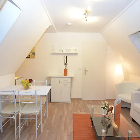 度假居 Gruppenferienhaus Im Sauerland 施马伦贝格