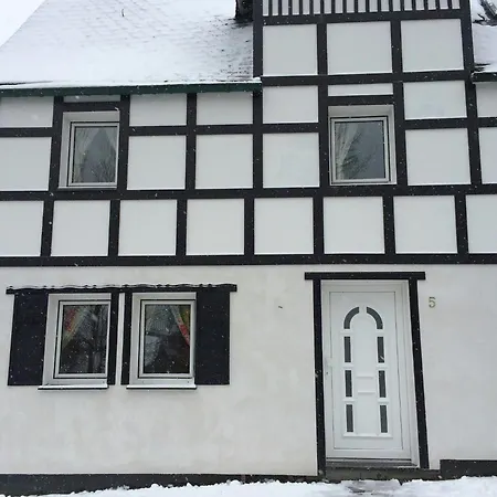 Gruppenferienhaus Im Sauerland * 施马伦贝格