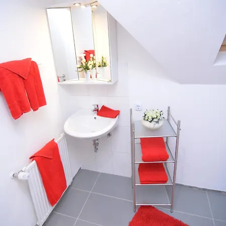 度假居 Gruppenferienhaus Im Sauerland 施马伦贝格