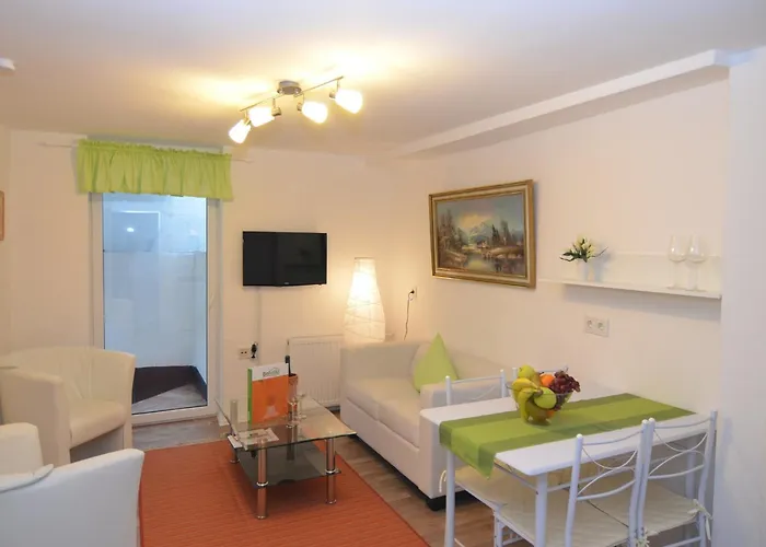 Semesterbostad Gruppenferienhaus Im Sauerland *